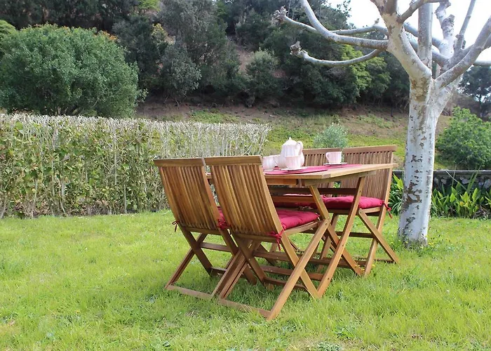 Moradia Rustica Jardim * Caloura